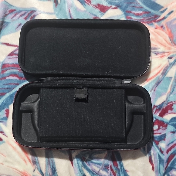 Nintendo Black Travel Case for Switch - Picture 2 of 2